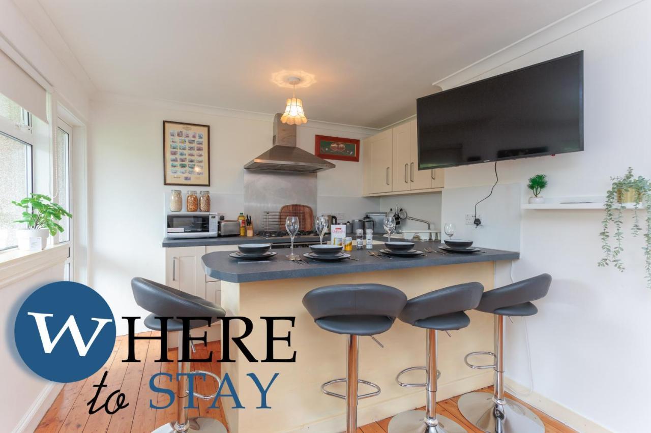 Lovely Apartment By The Hillwood Park-Free Parking 爱丁堡 外观 照片