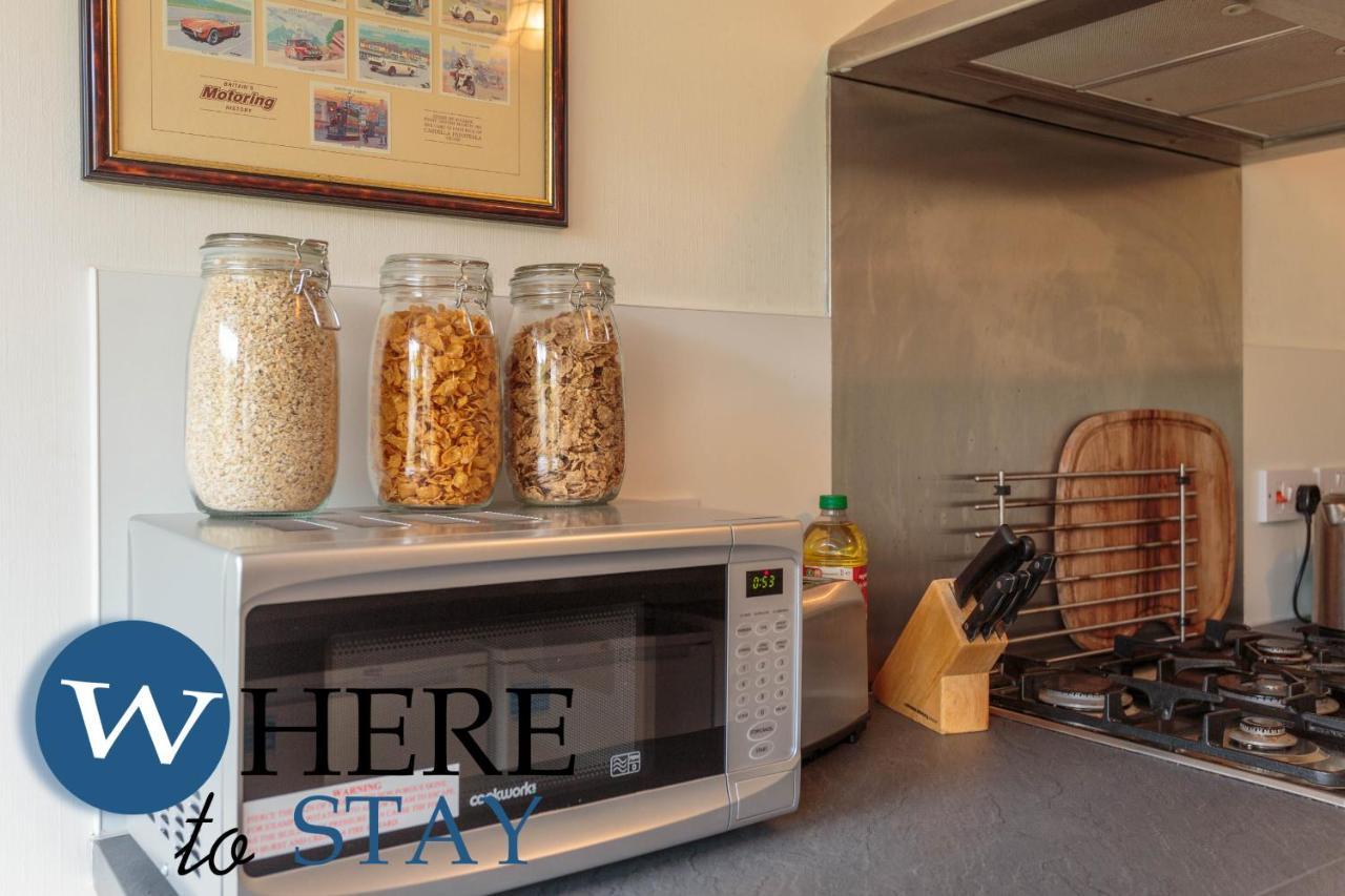 Lovely Apartment By The Hillwood Park-Free Parking 爱丁堡 外观 照片