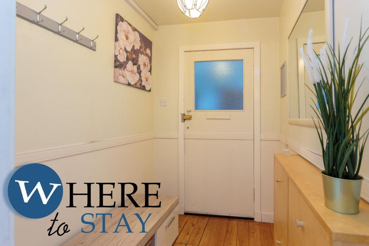 Lovely Apartment By The Hillwood Park-Free Parking 爱丁堡 外观 照片